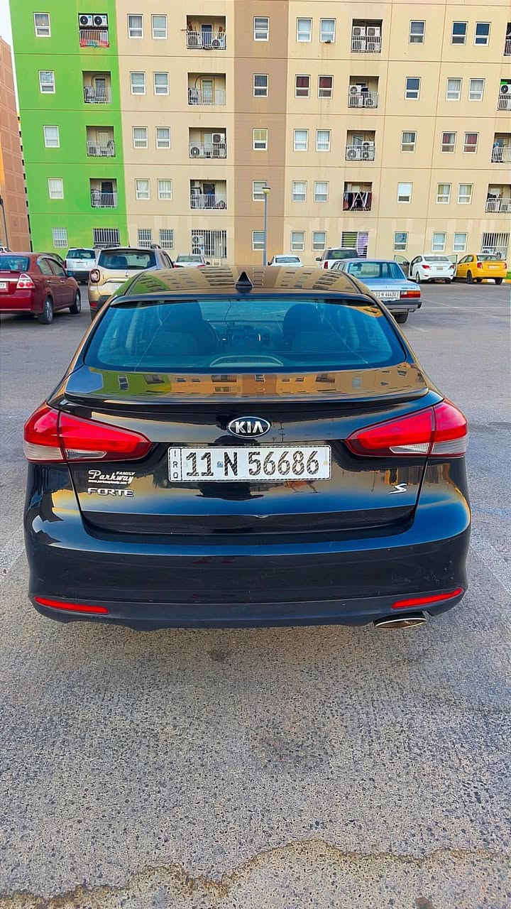 سلام عليكم للبيع كيا فورتي موديل 17 
***********  بغداد 
السعر 105$
