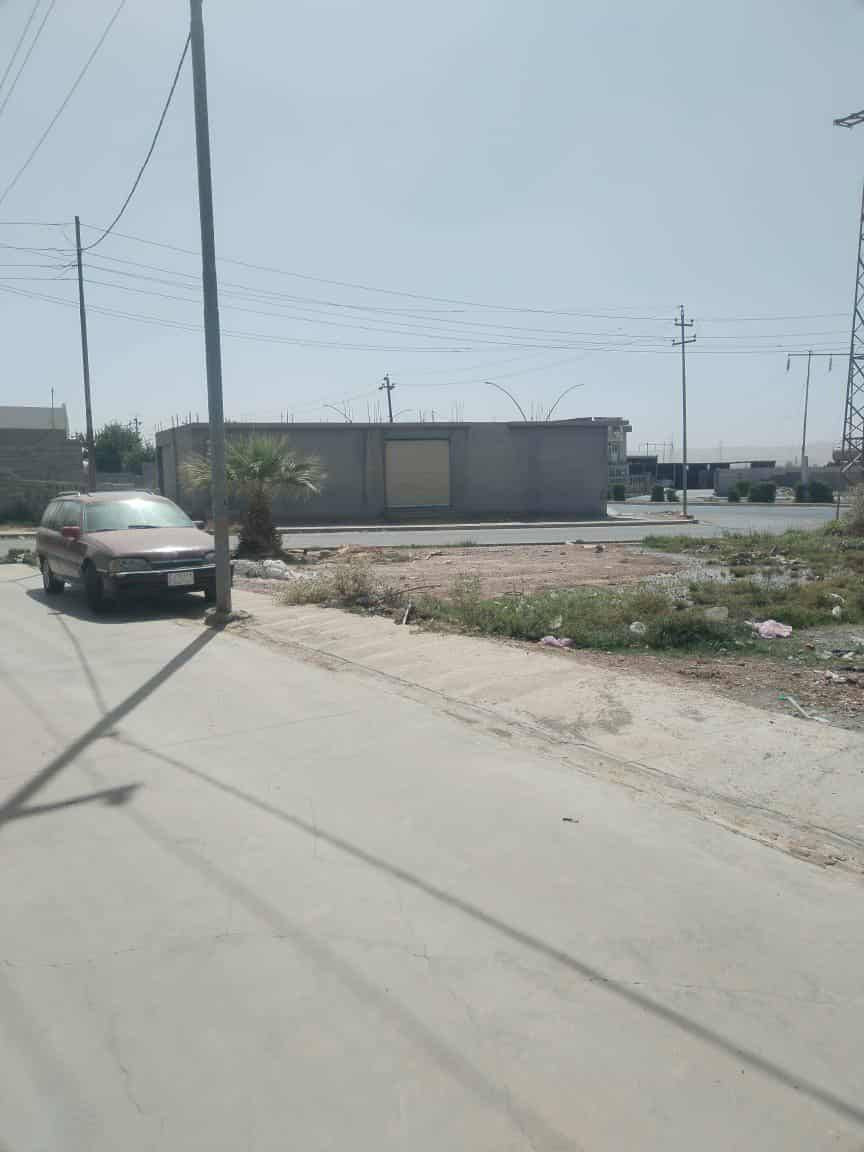 هيكلين للبيع مساحة الواحد 100 متر العنوان بداية شارع المحكمة كما موضح بالصور لمعرفة تفاصيل السعر الاتصال على الرقم ***********
