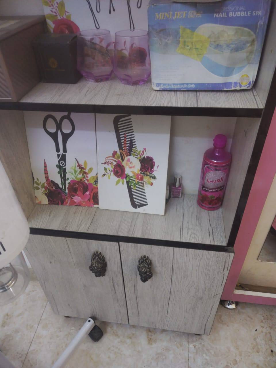 السلام عليكم غراض صالون سعر مناسب جدا ومستعجل على بيعهن السراي يتفضل خاص واكو خدمه توصيل وسعرهن حيل مناسب


**إذا كنت صاحب هذا الإعلان وتريد حذفه لأي سبب، رجاءا أرسل رسالة إلى الدعم الفني**