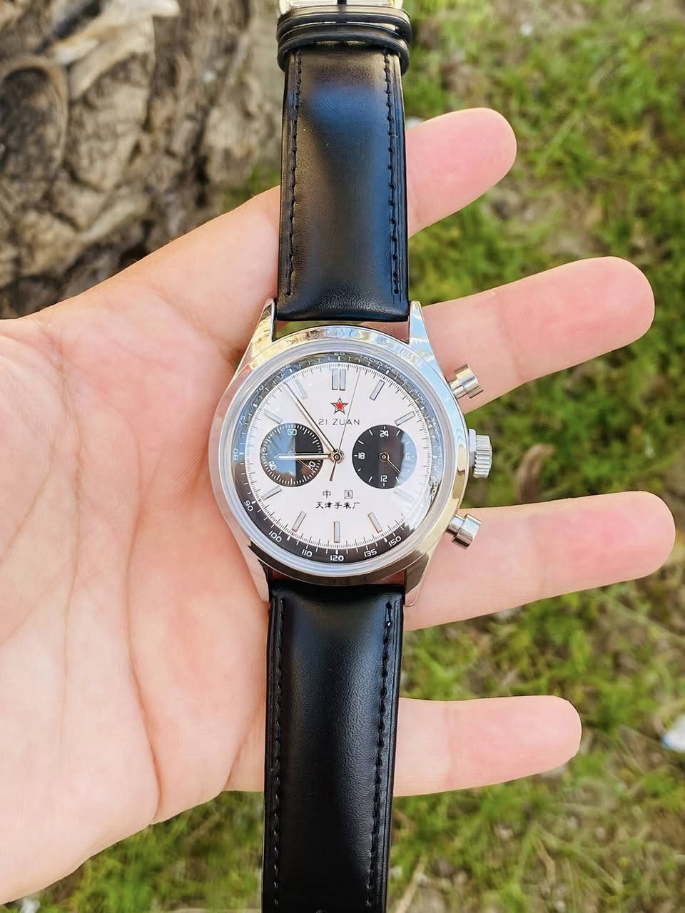 ساعة سلاح الجو الصيني
ساعة ماركة ZI ZUAN خاصة برجال الطيران موديل 1963

جديدة مكينة كوارتز كرونوغراف سناتر شغالة قطر 42

السعر 75 الف


**إذا كنت صاحب هذا الإعلان وتريد حذفه لأي سبب، رجاءا أرسل رسالة إلى الدعم الفني**