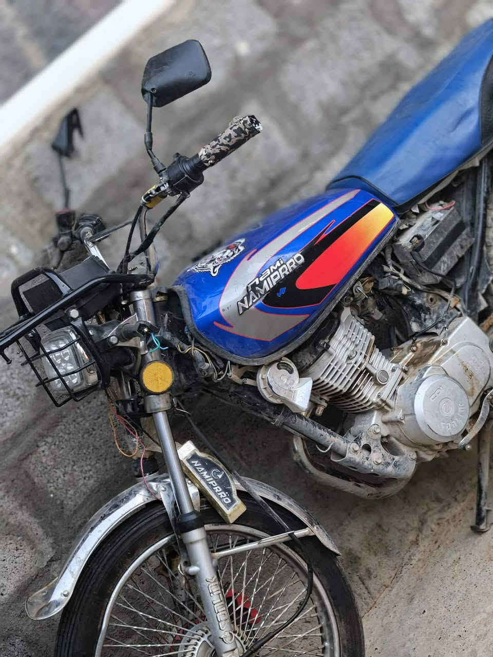 للبيع دراجه السعر 350 وبيها مجال للطيبين***********
