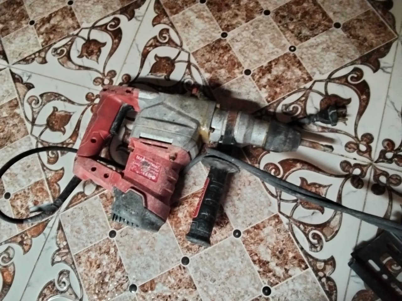 بلازمه للبيع جديد كسر باكيت شراي يراسل على رقم الجوال ***********.مكاني ناصريه مركز سعر 125 بيه مجال وآل درين سعره 50
