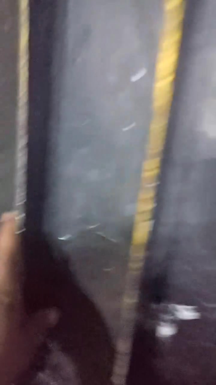 السلام عليكم ليجار ليجار ليجار معروض بيت مدينه الصدر قطاع 2مقابيل سوق الاولى طابق ارضي الطابق الثاني معزول بابه موجر جاهز هذه التصوير مالته رجا كلشي واضح ايجار 400الف اخوان التصوير واضح قطاع 2مقابيل سوق مدينه الصدر البيت داخل فرع الفرع مقرنص نضيف اليحب يتصل السعر 400الف ***********
