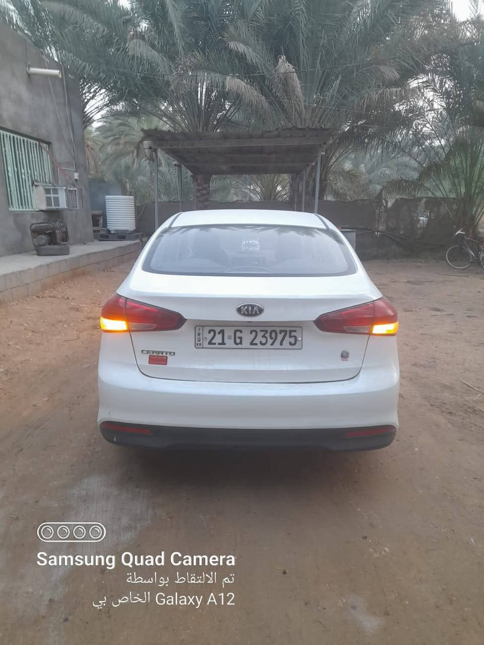 السلام عليكم كيا سيراتو للبيع موديل 2017  وارد خليجي سونار مرفوق ويه الصور مواصفات نص فول كامره تحكم ستيرن مري شفط 137وبيها مجال ***********
***********
متواجد وتساب
