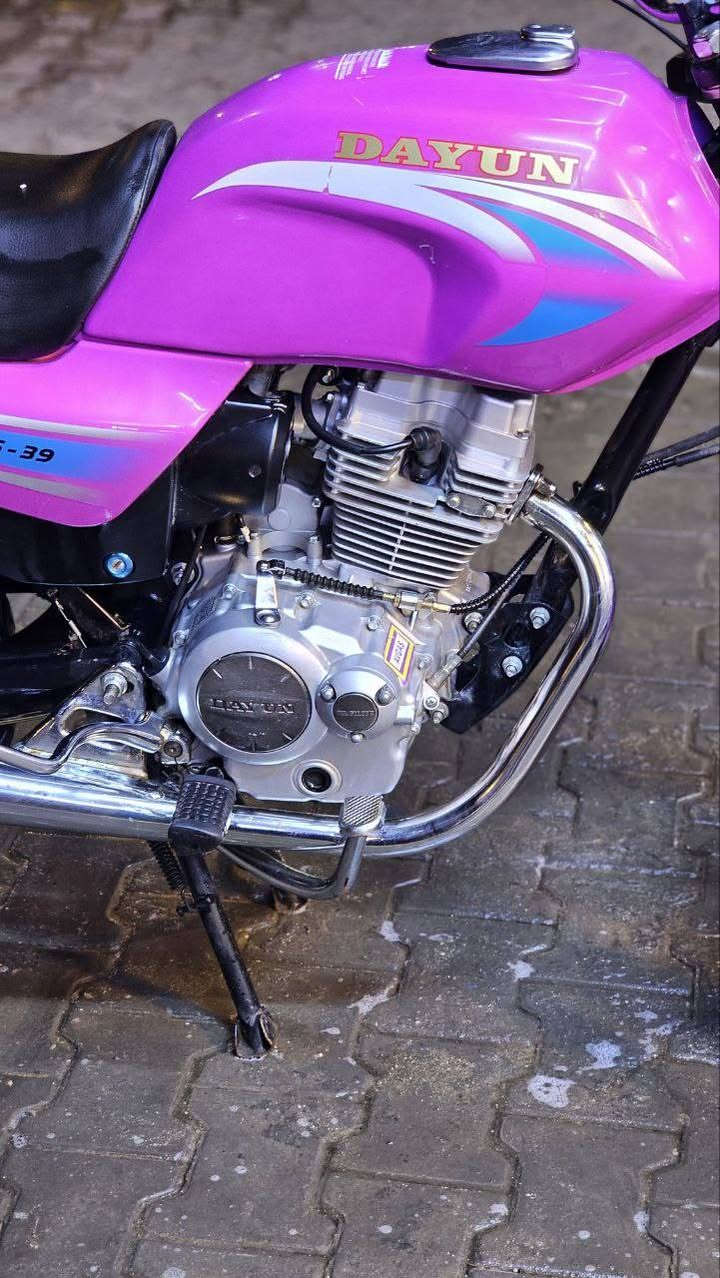 للبيع دايون عظم ***********
موديل 23 مرقمه بسمي تحويل 
سعر مليون 950 بيها مجال
