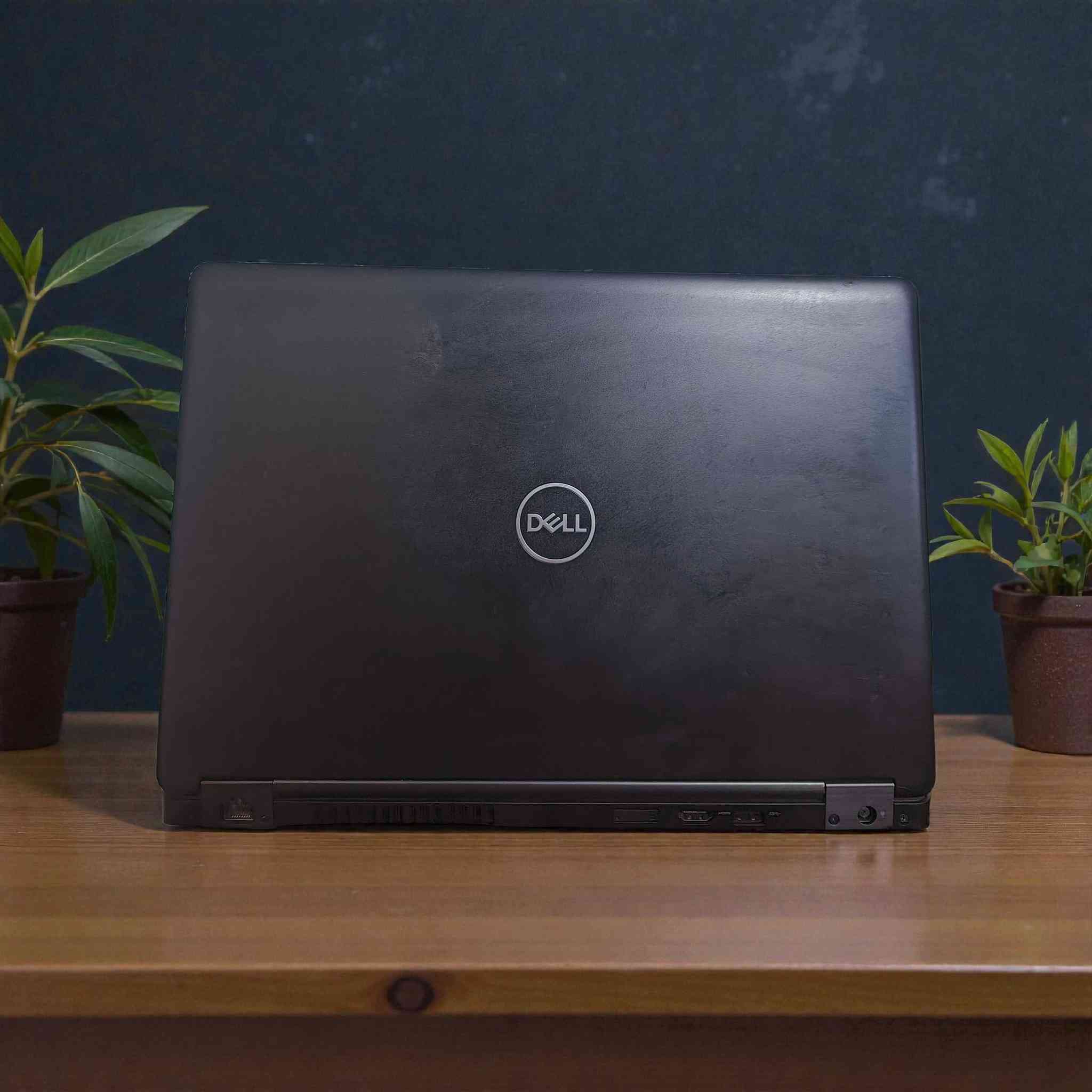 🚀 Dell Latitude 5490
المواصفات:
المعالج: Core i5 الجيل السابع
الرام: DDR4 - 8GB
الهارد: SSD - 256GB
الشاشة: 14 إنج
كرت الشاشة: Intel داخلي 4GB
الكيبورد: عربي / إنكليزي
مناسب لـ: ✔️ الدراسة (مدارس – معاهد – جامعات)
✔️ برامج الأوفيس والبحوث
✔️ المحاضرات الأونلاين
✔️ التصفح والاستخدام اليومي
✔️ شغل مكتبي خفيف بدون مشاكل
💻 Windows 10 مفعّل بالكامل
📌 Office مفعّل مجانًا
(Word – Excel – PowerPoint)
المميزات: ✔️ عملي
✔️ سهل الاستخدام
✔️ خيار اقتصادي
💰 السعر: 225,000 دينار
🚚 التوصيل مجاني
🎁 الملحقات:
حقيبة 🎒 + ماوس 🖱️ + ماوس باد + شاحن
🛡️ الضمان:
فحص كامل أمام المندوب
ضمان استبدال 14 يوم في حال وجود أي عطل
📲 للطلب والاستفسار:
ماسنجر أو واتساب
وخلي التقني أستاذ مهدي يجاوبك مباشرة 👇
📞 ***********
📍 بغداد – الأمين الثانية – شارع النواب
⏰ من 4 العصر إلى 12 الليل
⏳ راسلنا هسه… الكمية محدودة 🔥💻
