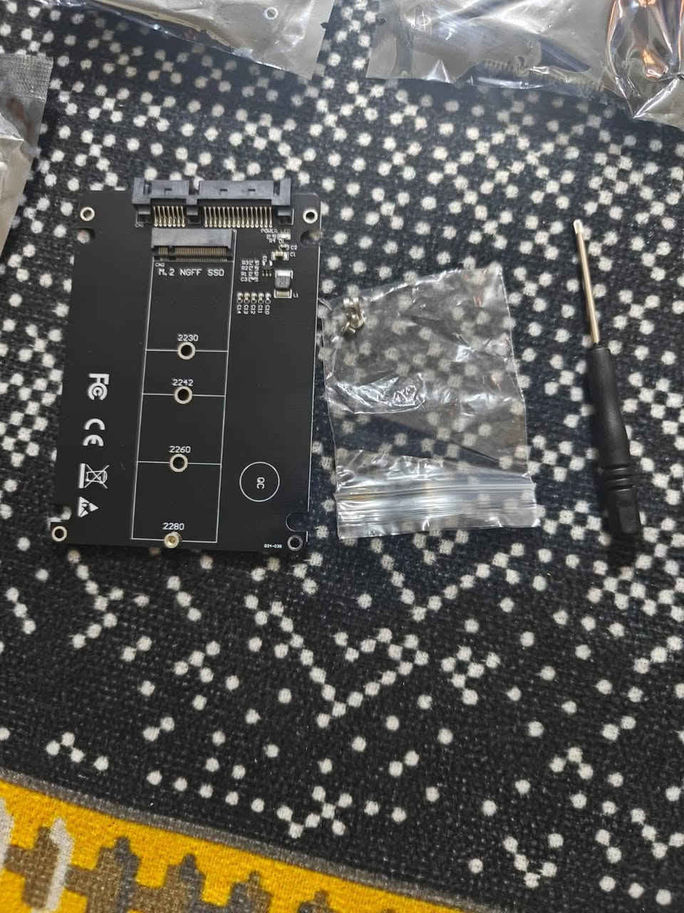 📢🔥 عرض مميز من ياسر للحاسبات 🔥📢

💰 سعر  : 15,000 الف عراقي فقط 

🔌 محول M.2 NGFF SSD إلى SATA

حوّل هارد الـ M.2 SATA إلى SATA عادي بكل سهولة، وشغّله على أغلب الحاسبات واللابتوبات 💻

✅ يدعم مقاسات 2230 / 2242 / 2260 / 2280
✅ متوافق مع أقراص M.2 NGFF (SATA)
❌ لا يدعم أقراص NVMe (PCIe)
✅ سهل التركيب والاستخدام
✅ جودة ممتازة

🚚 يوجد توصيل إلى جميع محافظات العراق

📱 واتساب: ***********
📞 اتصال: ***********
