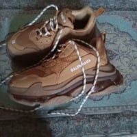 حذاء رياضي الجنسين