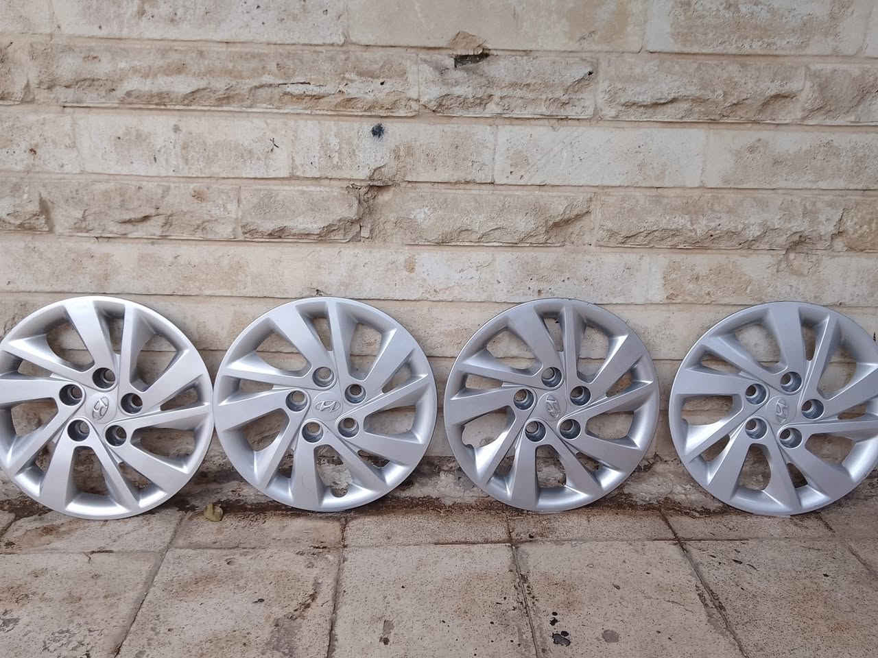 سلام وعليكم للبيع كبات النترا الفين و2017 2018 2019 2020
السعر 30 وبيهم مجال


**إذا كنت صاحب هذا الإعلان وتريد حذفه لأي سبب، رجاءا أرسل رسالة إلى الدعم الفني**