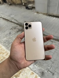 11برو ماكس مبدل شاشه وبطاريه ذاكره 64سعر 200الف وبي مجال بسيط مكاني بغ...