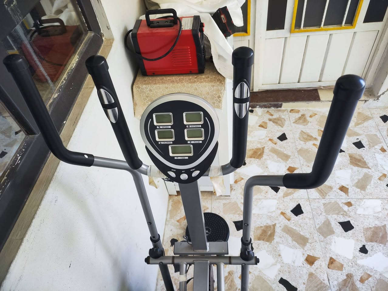 بايسكيل رياظه للبيع لوك مستخدم كوليش قليل
كركوك  سعر 75 الف به مجال 
***********
