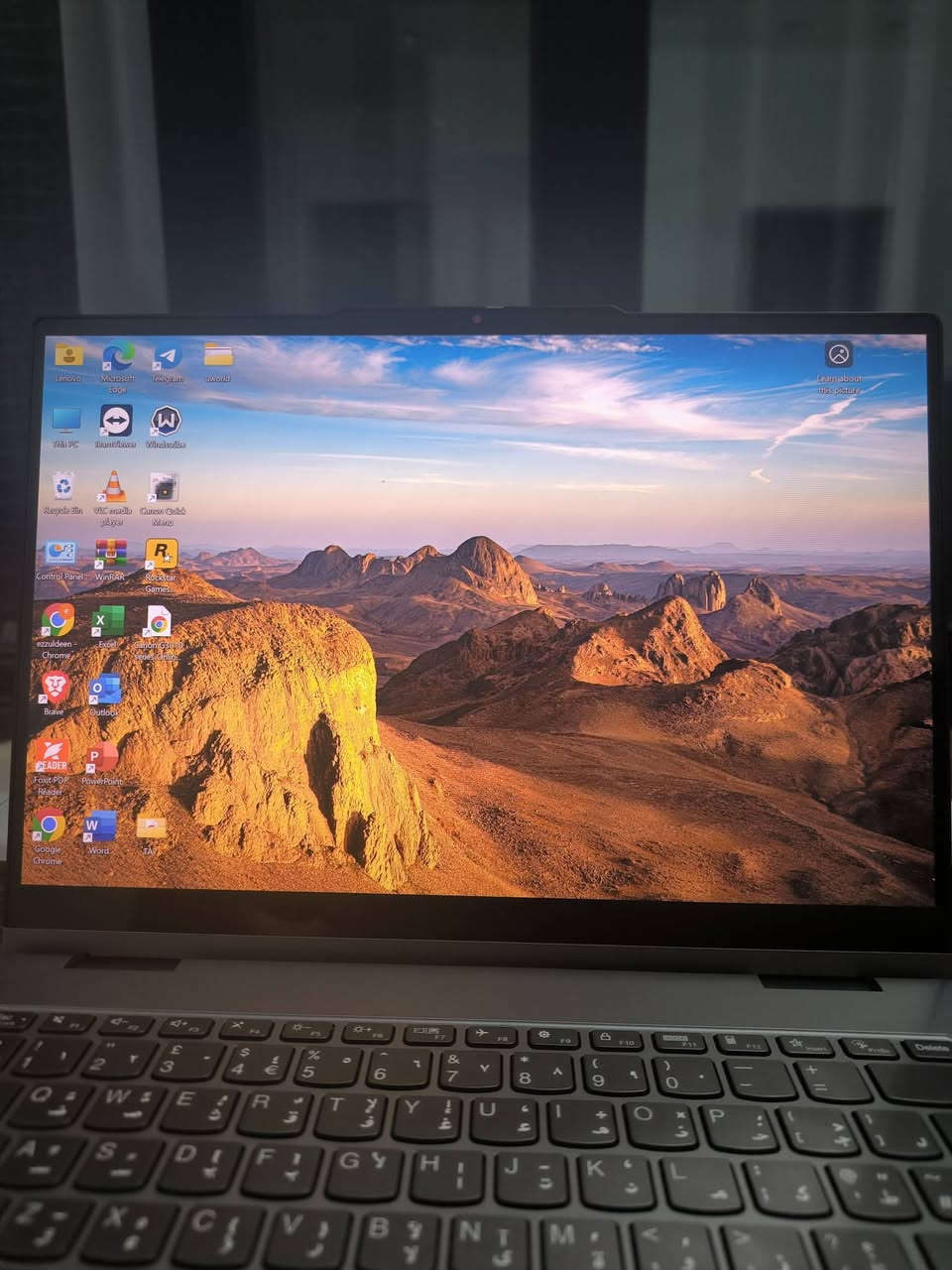 Lenovo ideapad 5
Oled touch screen
Core i7 13620h
Ram 16gb
Ssd 500gb
Shared graphic card
جنطه مجانيه + مبرد لابتوب
جديد استخدام شهر
السعر 950 الف
سعر الجديد 1170 الف 
للاستفسار ***********
