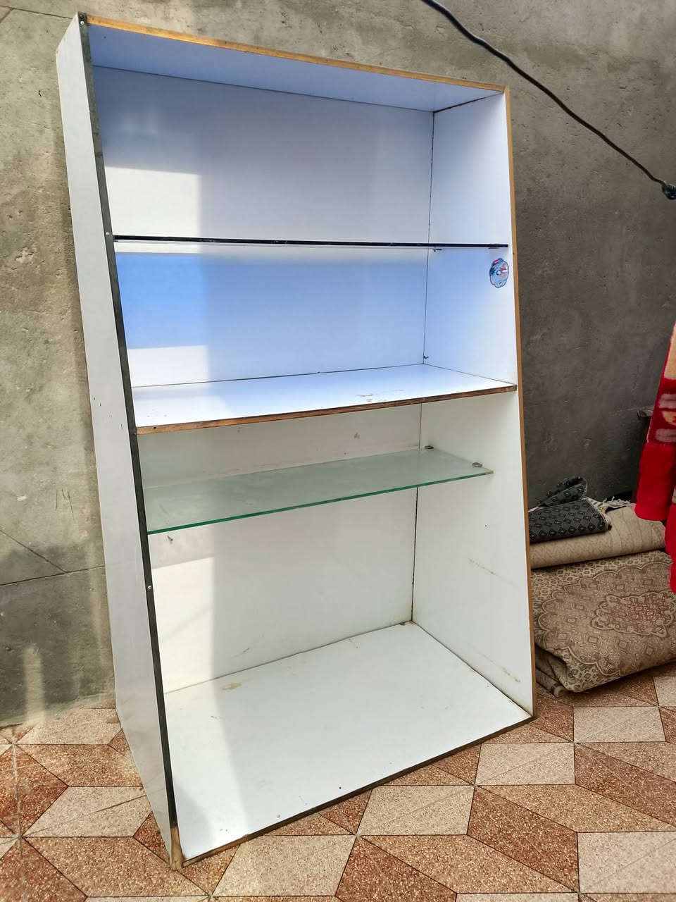 كشك للبيع السعر 150 غراض كاملة
بريمزات 2وماعين كاملة وانارة

الجربوعية الثانية

***********

والعارضة تاخذهة بلاش وي الكشك
