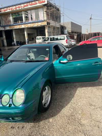 مرسيدس ٢٠٠١ • ٤ سلندر • رقم بصرة