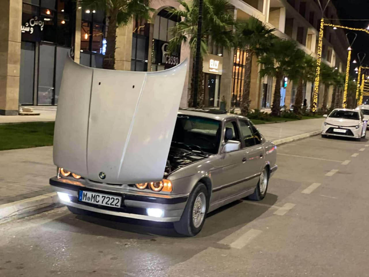 بیئێم بۆفرۆشتن ٥٢٥ گێڕ عادیە مۆدێلی ٩٣ یە دوجام کارەباو سڵایتە سڵایتی مەزبوتە سەیارەکە علوجە نوکە دەعمی نییە مەکینەو گێڕی زۆر مەزبوتە ناو ڕەساسییە گێچ ئەڵقەیە سەیارەکە هەیکەلی زۆرجوانە نرخ ٢٧ گەڵاو معامەلە ئەگەر موشتەرینیت سەری منو خۆشت مەهێشێنە ژمارەی موبایل *********** Singapore
