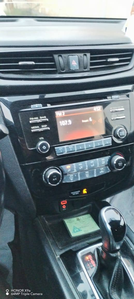 روج موديل 17 رقم دولي شمالي صاحبهة بالدور السيارة جدا نظيفة ضرر نص باب خلفي صبغ بدون دواخل السعر 145 وبيهة مجال للشراي عنوان قضاءالدور 
***********
