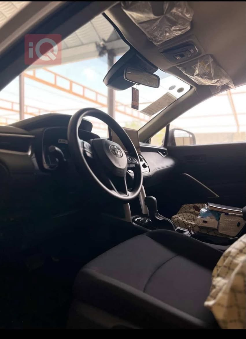 كورلا كروس وارد صيني 
ماشية ١٥ الف
٢٠٢٥ 
بلا فتحة كشنات مخمل
رقم بغداد 
سعرها ٢٦ مليون.   ***********
