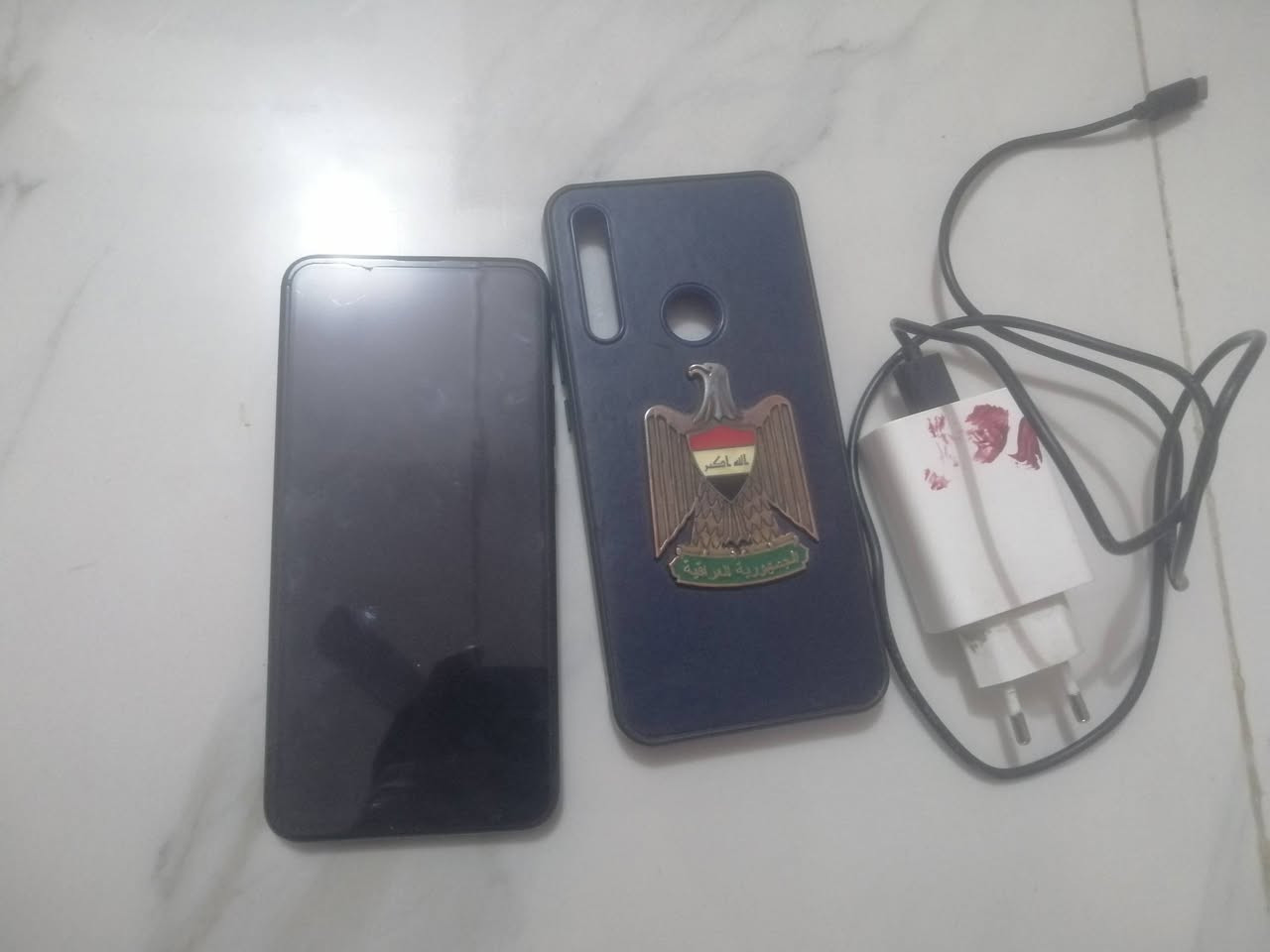 جهاز Y9للبيع ٩٠وبيه مجال بسيط


**إذا كنت صاحب هذا الإعلان وتريد حذفه لأي سبب، رجاءا أرسل رسالة إلى الدعم الفني**