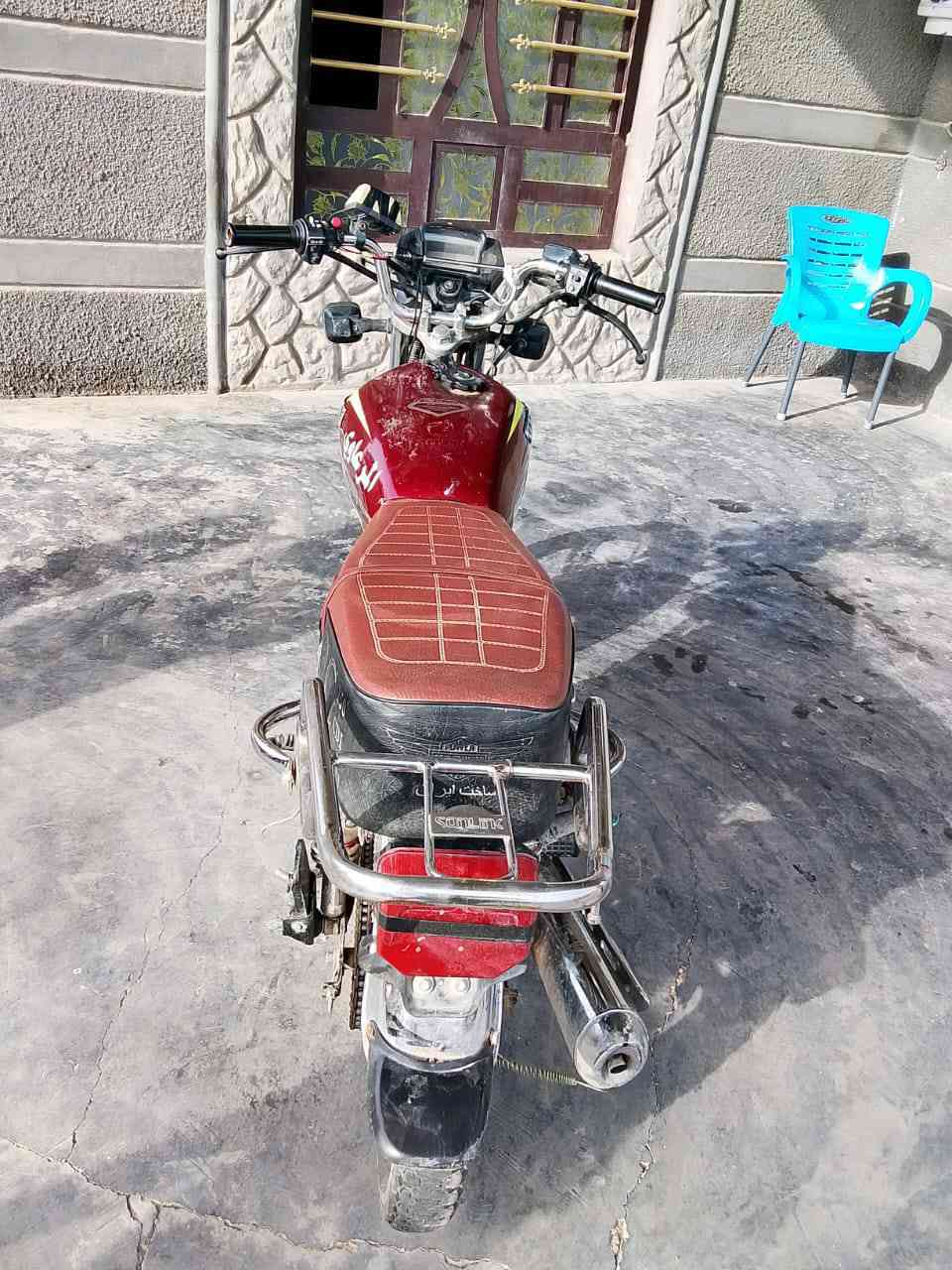 سلام عليكم ايراني موديل 2024 اوراق كامله  موطور نضيف بس بي نقص كهربائيات مكاني بغداد تاجي السعر خاص رقمي 👈***********)***********
