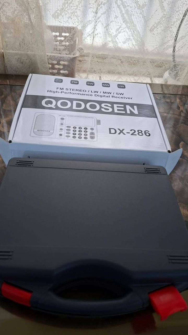 Qodosen dx 286
جهاز جديد مع كافة الملحقات
السعر ٢٧٥ الف نهائي 
المواصفات المعروفة لافضل جهاز حاليا 
بغداد
لا يوجد توصيل


**إذا كنت صاحب هذا الإعلان وتريد حذفه لأي سبب، رجاءا أرسل رسالة إلى الدعم الفني**