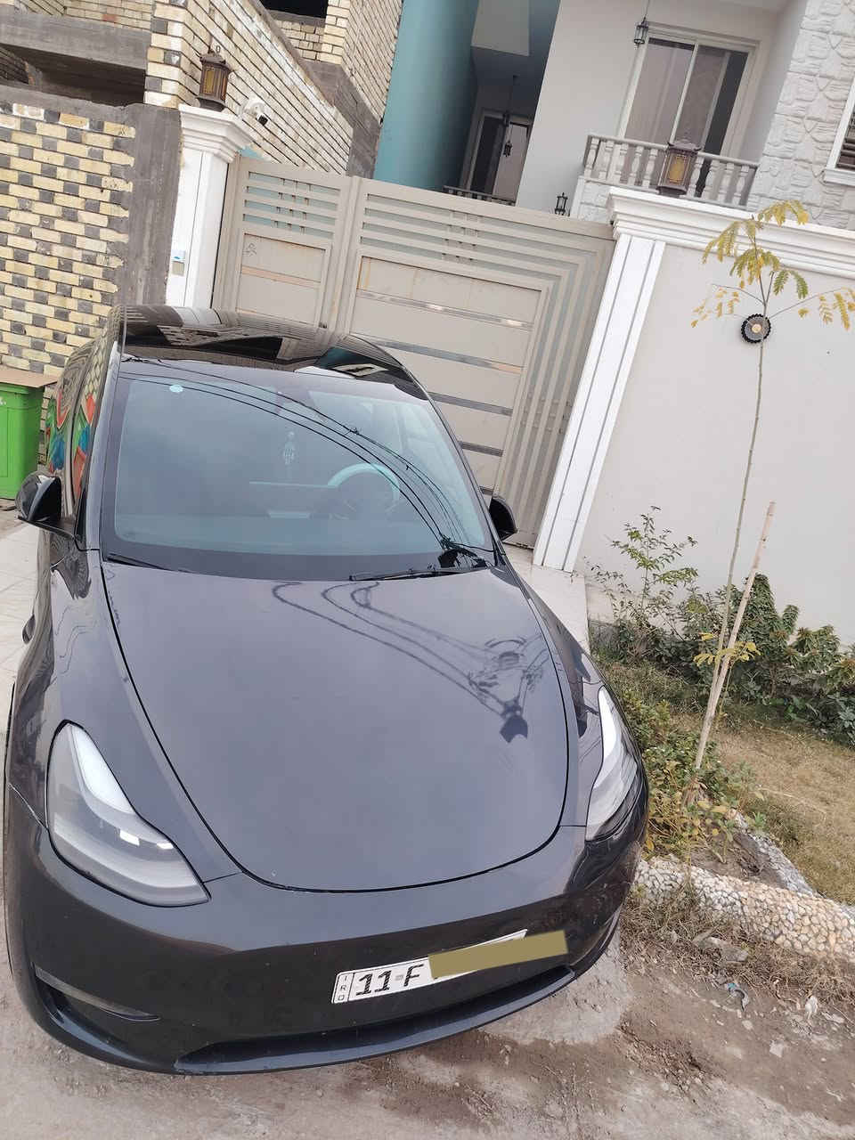 سلام عليكم
تسلا y
موديل 2024
ماشيه 5 الاف
دبل ما طور 
اون لاين حلوه السيارة 
بيها 6 قطع صبغ 
1 قطعه تصليح
2 قطعه تبديل 
3 فقط صبغ لئن البارد مو حلو 
انطيك تفاصيل كامله قابل  لتجي وتتعب
السيارة رقم بغداد 
والدواخل جديده 
نسبة البطارية 100%
والسعر مناسب 
185 قفل
بس بدون كسران
الي يحب يشوف الحادث ؟ 
يراسلني وبالخدمة
***********
