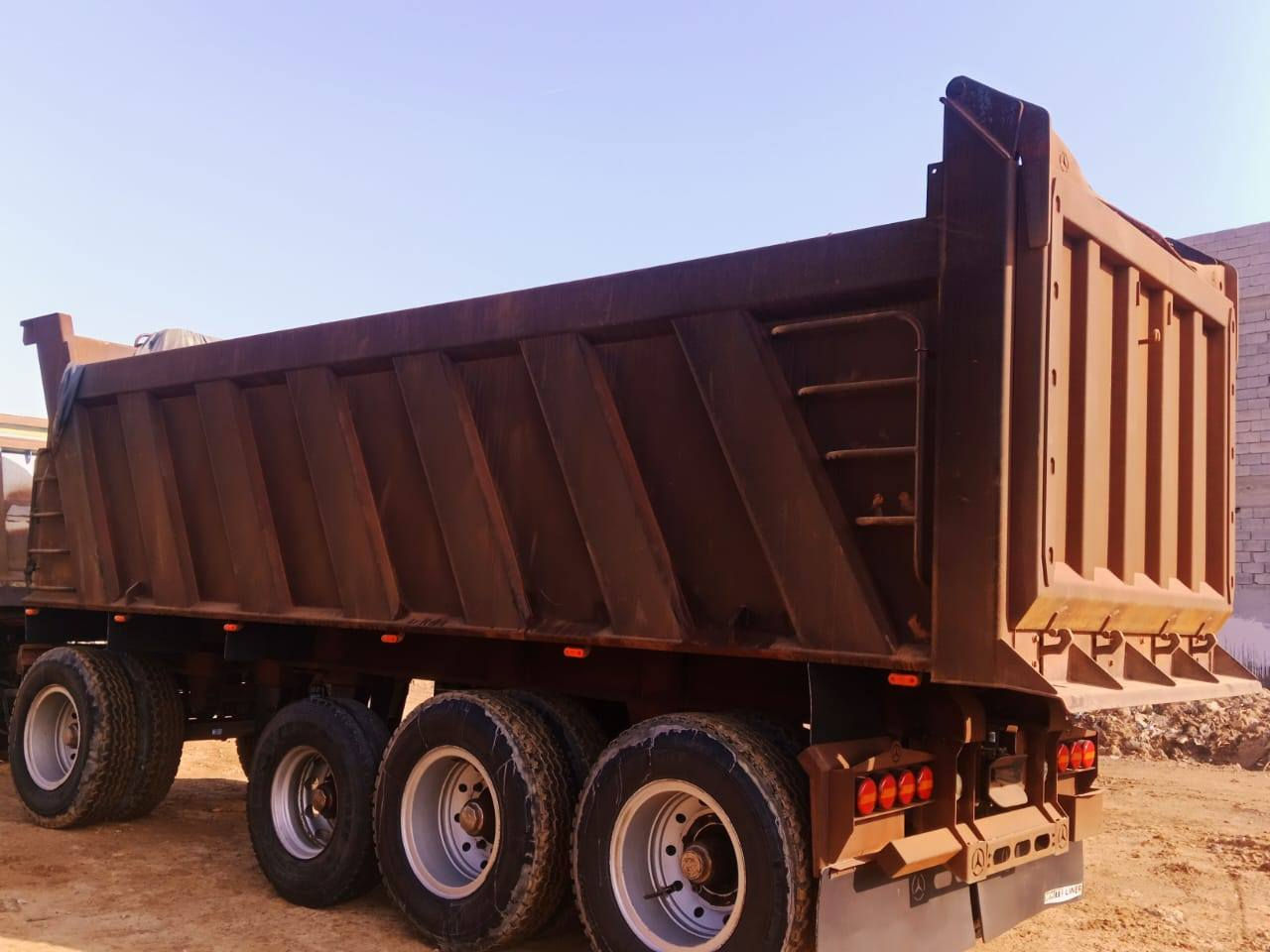 سلام عليكم مقطورة لبيع حدادت عباس ناموس مديل ٢٠٢٣ شاصي 16دناكير 16 طول 730 مكلف بل نشر رجأ نتصال بل رقم ***********
