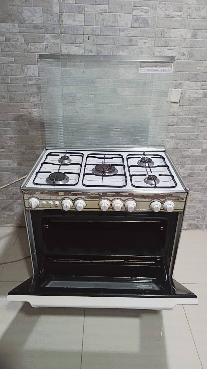 ته باخ ٥چاو فڕن میصڕی نمونه ی له پاکیو جوانی ئاگری به هێز فڕنی ئیش ئه کات به شه رت بۆفرۆشتن
نرخ:١٤٥هه زار
شوێن:سلێمانی
تێل:*********** السليمانية, العراق

