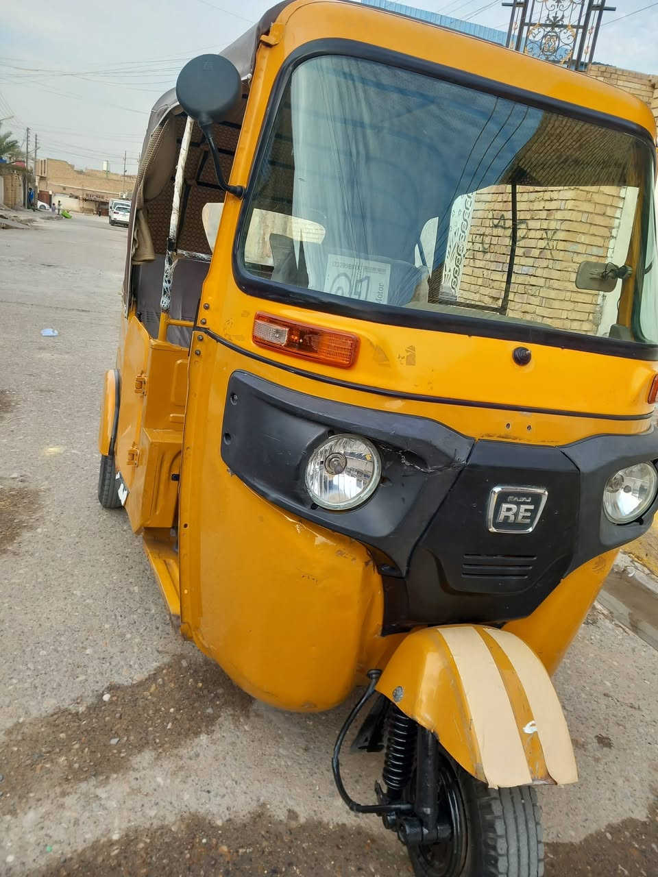 سلام عليكم تكتك البيع مديل 21 لونين شهر 2 تكتك جاهزه كبل الشارع رقم وسنويه تكتك بيه طخات بسيطه مكان قلعة صالح هاذ الرقم *********** السعر 6850 وبي مجال
