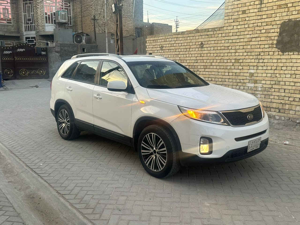 سلام عليكم البيع سورنتو 2014خليجي محرك 4 سلندر البكان بغداد السعر 160وبيه مجال الرقم *********** واساب موجود
