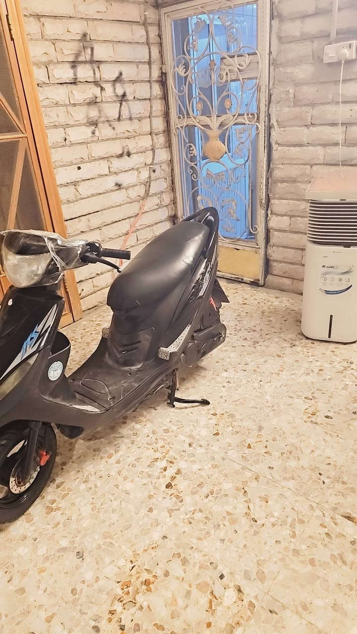 دراجه ماكس عدله بلاديه مكينه مامفتوحه دراجه بوشه ٤٩ بلاديه كفرات مختمه بلاديه دراجه نكره سلف اشاير لايت كهربائيات قفال استيرن قفال صندوك بريك امامي وخلفي دراجه كلهه شغاله من الطول لطول *********** البصره شارع تموز السعر ٦٥٠
