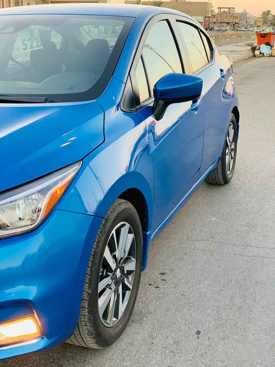 نيسان فيرسا ٢٠٢٢ سياره جديده حادث بس بنيد سياره مال جناي مواصفات بصمه تدفئه كشنات  كهرباء رادار امامي خلفي كامره محرك كير كفاله داخل عسلي مطعم باسود رقم واسط السعر 108 بيها مجال للشراي رقم *********** علاوي  مكان كوت
