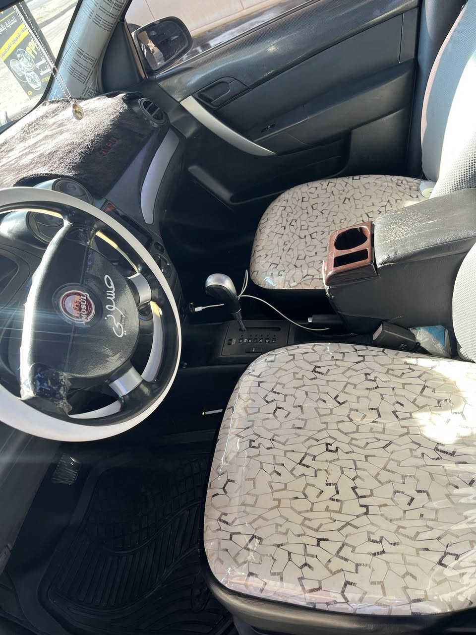 #افيو موديل  2007 كوري
موصفات 
كير توماتيك 
محرك الكبير دبل كم شفت 
كير ومحرك شرط لا صرف لا نفخ 
رقم اربيل الجديد 
سنوية جديدة نهاية 2031
هزة جديده
جامات كهربائية 
قفل مركزي سنتر لوك 
طخم حدادية جديدة
سيارة مابيها صبغ ابد 
شرط التحويل  بسمي 
عنوان موصل جانب الايسر حي النور 
رقم هاتف*********** 
سعر 82 مجال بيها
