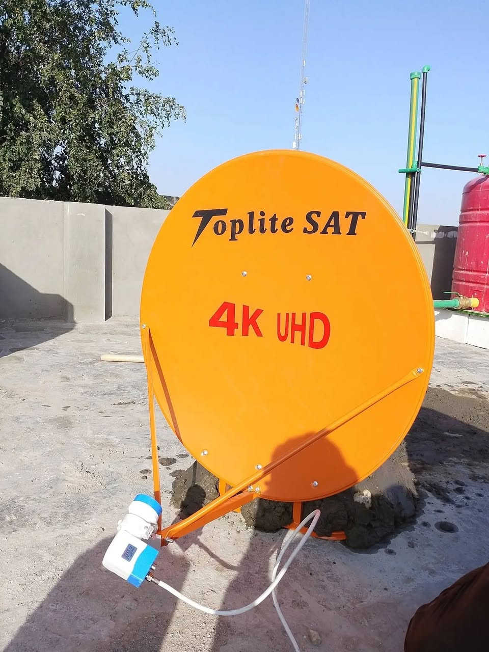 سلام عليكم لدينا التنصيب الصحن الستلايت والتنصيب شاشات وتنصيب شبكه نجوم الرابعه منضمات لعبات كافه واتساب.  *********** او مراسله الصفحه تحياتي للجميع الحمزه الشرقي المهندس الجبوري
