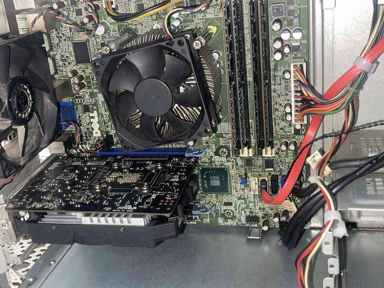 ملاحظة البيع تفصيخ وكامل بالحالتين ابيع✅
سستم دلم بمعالج core i5 3550th
المعالج مع المبرد ب٣٥الف

Inno3d GTX 1050ti مبدل معجون ونظيف جداً
الكرت سعره ٧٥الف

Power:275w
البور سعره ٢٥
Power :200w
20الف بور 200واط

Ram:متوفر 2*4
هذا ب  ٢٠الف

ايضاً متوفر 2*2
 هذا ب ١٥الف

شي اكيد ddr3 
مبرد انتل ستوك١٥ الف
مبرد رايزن ستوك
معالج R5 2600x عاطل وتصيلحه بنات عدلتها هوه والمبرد ب ٤٠الف المعالج فحم بيعته


**إذا كنت صاحب هذا الإعلان وتريد حذفه لأي سبب، رجاءا أرسل رسالة إلى الدعم الفني**