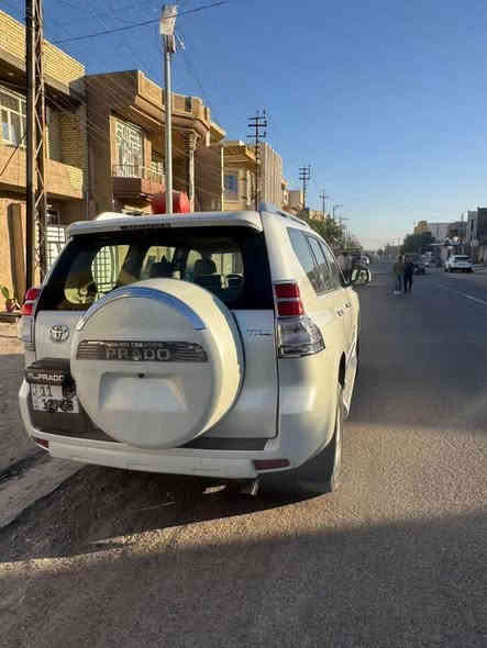 السلام عليكم برادو موديل 2013 سياره كفاله 
رقم بغداد دولي بسمي سياره مال جناي ماشيه 111 
سياره فول موصفات 
سعر 3 شدات يعني 300 ورقه 
العنوان بغداد رقم الهاتف 
***********
