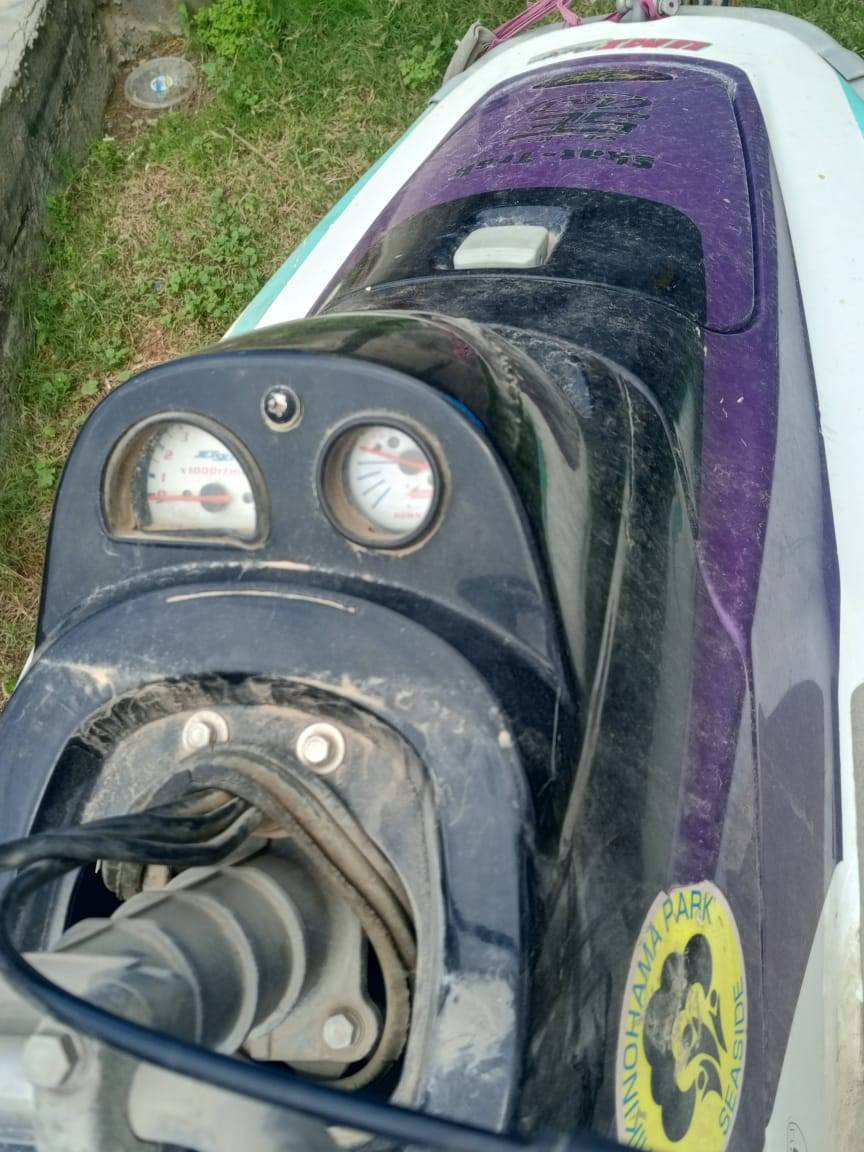 السلام عليكم جت سكي 750 كاوسكي
نظيف جدا رفاس متحرك مع العربانه سعر عشرين ورقه وبي مجال ***********
