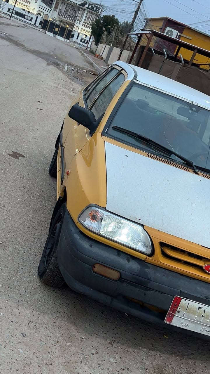 سايبه 11 مكان السياره ميسان كميت
مكينه لا تنقيص ولا تبخير كيرهه حلو كهربائيات كلهه شغاله 
مدوشمه كشنات وارضيه وصندوك سنويه منتهيه ب 17 هيئه وغرامه ع مشتري راعيهه موجود ملكوطه خياساتهه ومعمره براكيت لا طاك ولا مفطور معمره السعر 13 وبيهه مجال قليل 
***********
