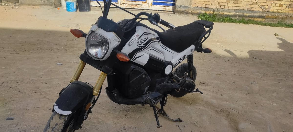 لدراجه البيع مكينه ماكس ابلاديه  كهربائيات شغاله  فول السعر 350وبيهه مجال مكاني الحر الصغير ***********
