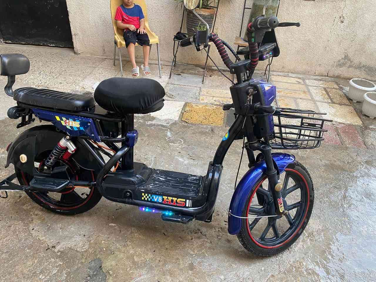 سلام عليكم دراجه شحن 2024 مابيه اي نقي بطاريات جدد تايرات جدد كهربياته كله شغاله السعر 350 او بيه محال الطيبين مكان زعفرانيه هاذه رقمي ***********
