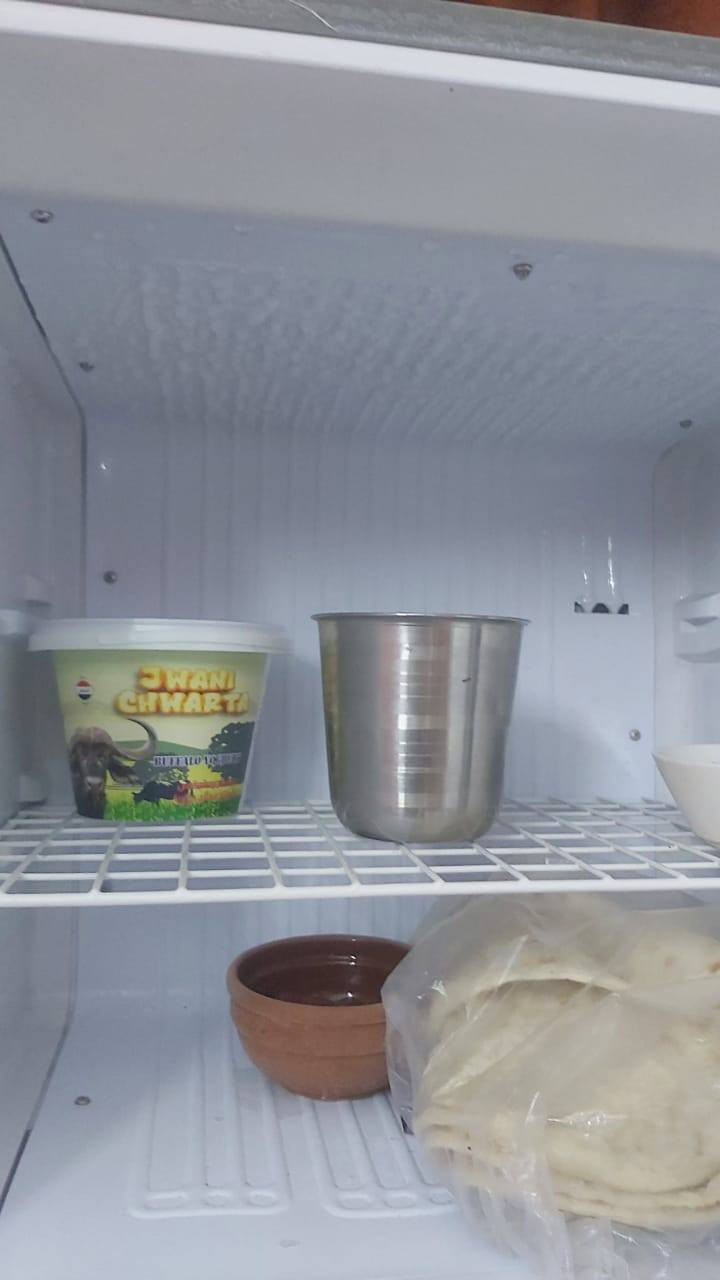 السلام عليكم
للبيع ثلاجه نظيفه ١٠٠% 

الاوتماتيك واكف بيه فقط سعره ١٠ تالاف دينار  يعني ماتفصل تظل مشتغله بدون ماتفصل 

السعر ٢٠٠ الف شرط ع تجميد واي نقص مابيه شخط مامشخوطه

الموقع مدينه الصدر قطاع 15

***********بي واتساب فقط
