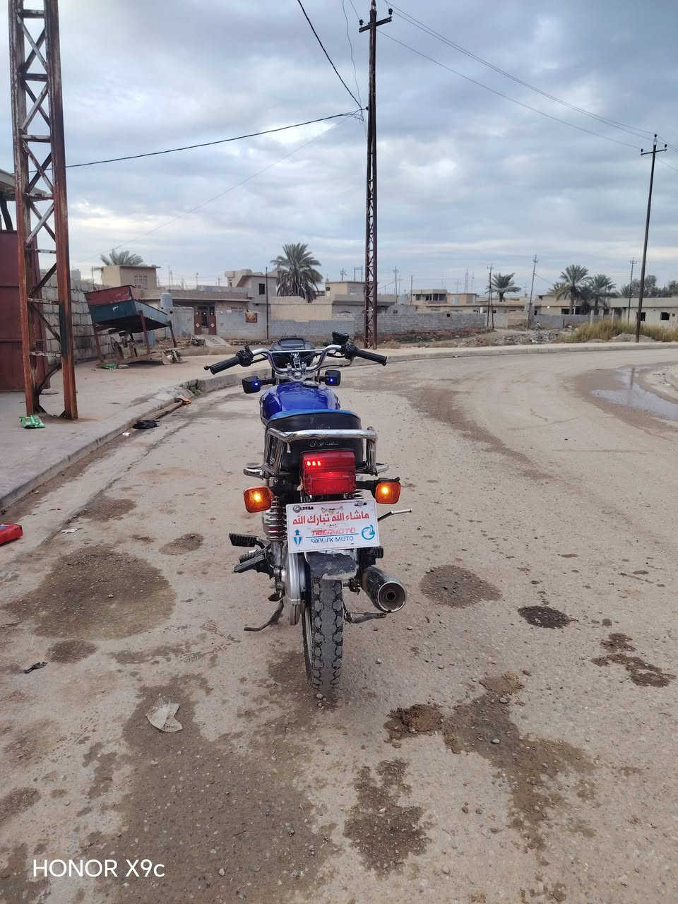 سيفان للبيع  موديل 2023 محرك مامفتوحc150شرط وياله فول نشاطه فول السعر اتصل ***********
