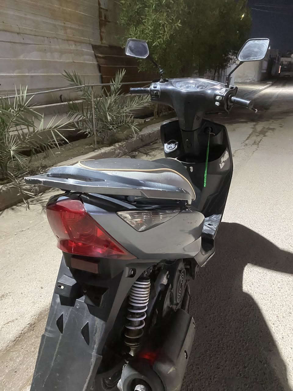 سلام عليكم ثعلب 140 🛵للبيع  مكاني بغداد شعب رايده 550 وبيها مجال ***********
دراجه شغاله تراي وين ميعجبك ✈️ كهربايات شغاله اشاير هورن لايت بك لايت💡 تايرات بريكات كامله 💯 دراجه شلعه معدل تعجبك مكينه مفتوحه وشرط وين ميعجبك افحص 
نوزل ٢٠٠٨  دراجه كله. ختم واحد 🧿 كفراته كامله مابيه نقص برغي واحد بس واقيه مال طين جوه تانكي فقط شراي يتصل او يراسل وبخدمتكم ☘️
