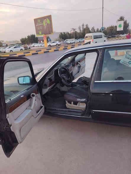 سلام عليكم  BMW 735 موديل 92 مكينه مفتوح ٣٥٠٠
كير عادي اصل اوتو مكينه كير تبريد // كهرباءت كلها شغاليه كفاله بدون ضربه صبغ جماله تخم تاير جديده غرفه جديده باتري جديد داخل جديده مثل موضع ب صوره ابيض مسجل مضخم صوت سستم كامله سنتر لك كامل تحويل مباشر مكلف  رقم صاحب سياره *********** واتساب /
