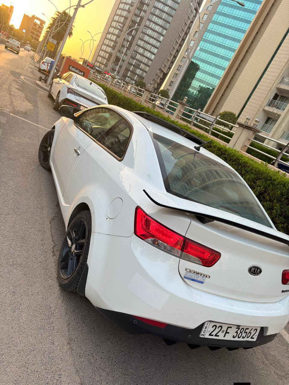 السلام عليكم ...
سيراتو كوبي ٢٠١٣  خليجي وكاله البخيت 
فول مواصفات 
فتحه بصمه كشنات جلد دواخل احمر سستم صوت 
اشاير بلمري 
مكينه ١٦٠٠
السياره رقم اربيل سنويه لل ٢٠٢٩ باسمي وكاله تحويل
مكينه وكير بشرط مامفتوحات سياره على ايدي مال جناي
السياره مكفووله بيها بارد مكانين جاملغ الامامي والجاملغ الخلفي شبر اثر دحجه 
السياره حلوه ومرتبه وجاهزه وخير من الله تخم تاير حداديه كله كامله
ماشيه ١٥٥ ألف 
السعر ٩٠(وبيها مجال قليل ) 
مكان السياره الديوانيه 
***********
