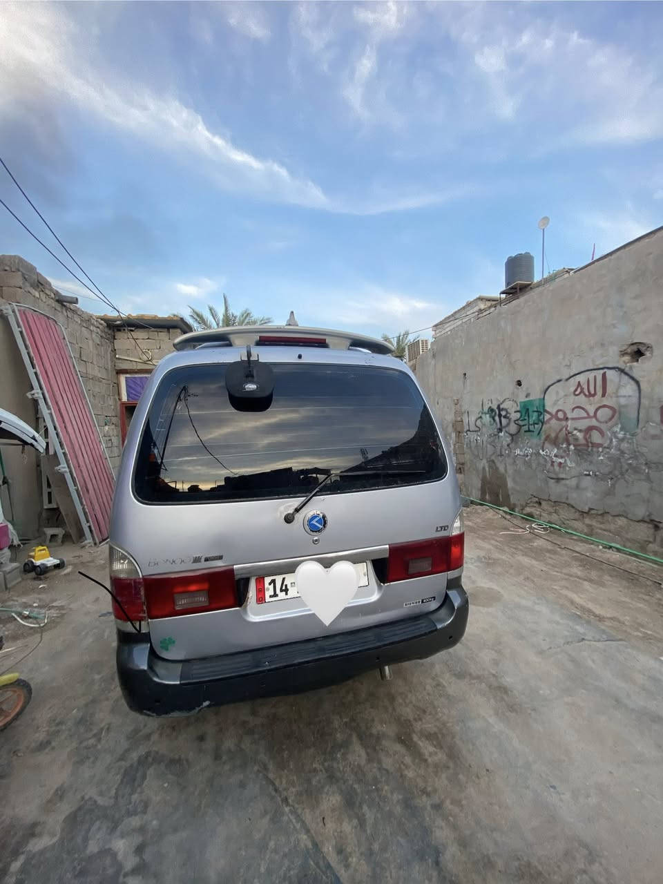 سلام عليكم كيه منغولي مديل 2008اصل
مكينه كير اكسل تخم تاير حداديه كلهن كفاله تبريد ثلج محور شواصي بس واحد معمر الورا صفحت العبري
البدي ربع بي ضربه معمره شوفت عينك سياره 
سعر ١٢٥بيه مجال قليل مكاني بصره رقم الهاتف ***********
