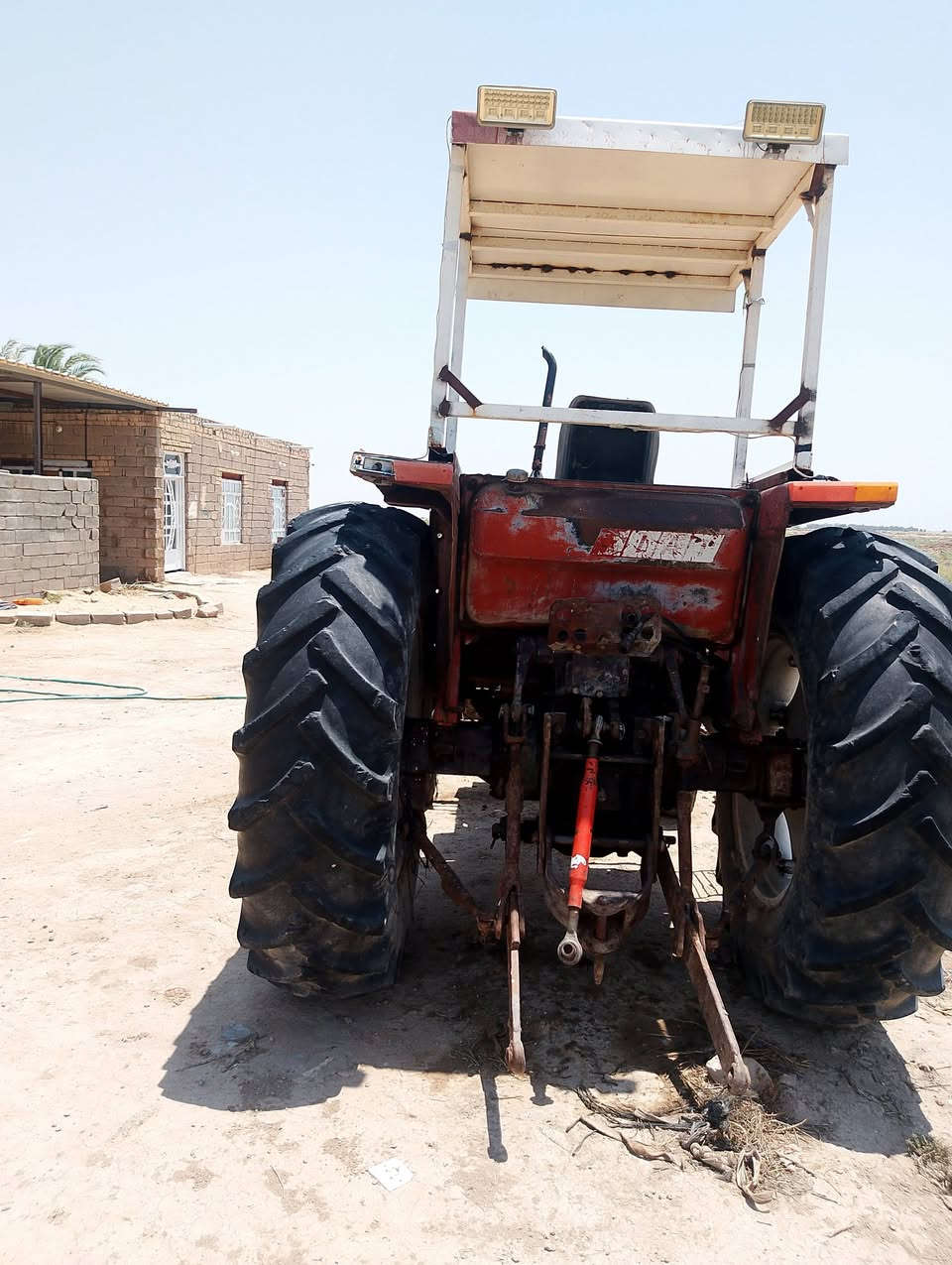 مكينه فيات 780 للبيع 
مكينه خير من الله جاهز نكره سلف 
محرك نيهولد 104 المكينه بيه تنقيص  
طفيره جديده صدر جديد تايرات جدد مابيهن شي 
المكينه كلشي ما عايزه بس تنقيص بيه 
لاستفسار اتصل ***********
