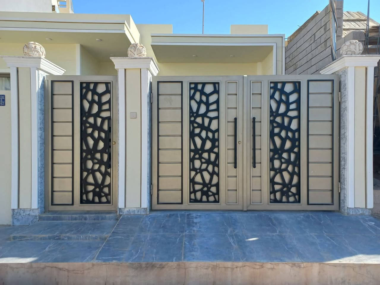 معمل بركات ميثم التمار من رخصة الادمن المحترم
مستعدون لتغير باب السياج القديم باأخر جديد وعمل الكرفانات حسب الطلب للاستفسار *********** نجف والكوفه
