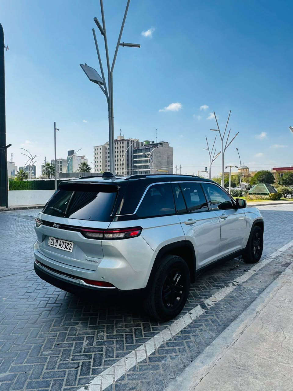 مواسه فات لاريدؤى ده بل ئه كسلة واتا 4X4 
سه ياره كه نموو نه يه له جوانى 
بؤزا نيارى زياتر په يوه ندى بكه ن 
0750 696 9797 أربيل, العراق
