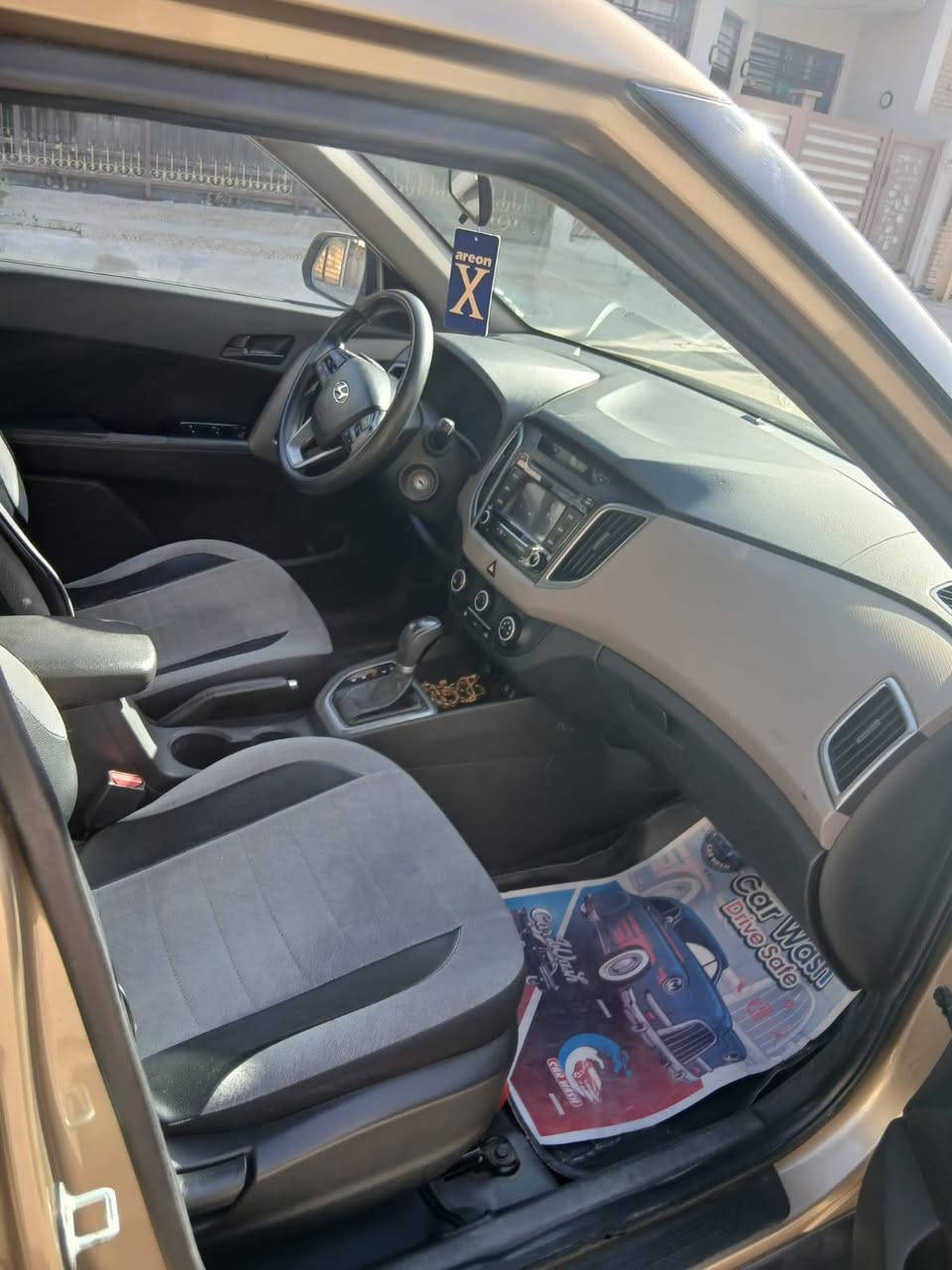 كرتا 2016 خليجيه مكفول من الصبغ  محرك 1600 السياره كلش جديده ماشيا 134 الف تريد وكاله تريد تحويل رقم جديد سنويه جديده بيها شخوط بسيطه بالسياره محرك وكير  مكفولات  موجوده للستفسار *********** السعر 115
