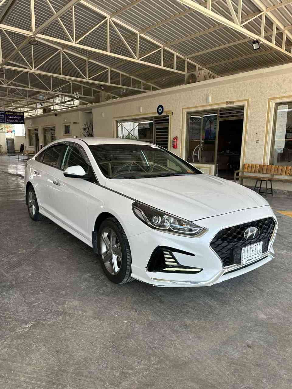 سلام عليكم سوناتا للبيع موديل2022كفاله رقم قادسيه لل 28فول مواصفات ***********
